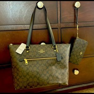 New Coach Bag with matching wallet/wristlet